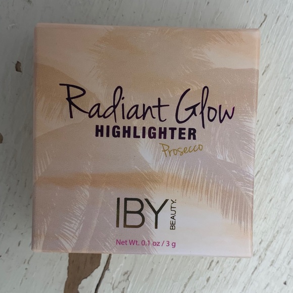 IBY BEAUTY Radiant Glow Highlighter in Prosecco - Picture 2 of 9